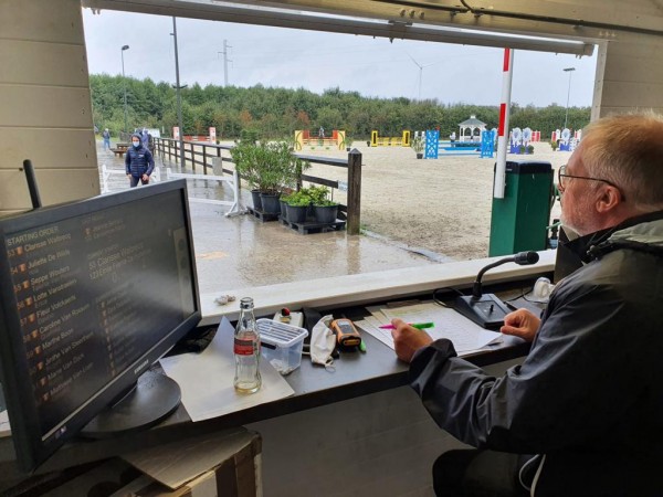Jumping: Opleidingen voor officials
