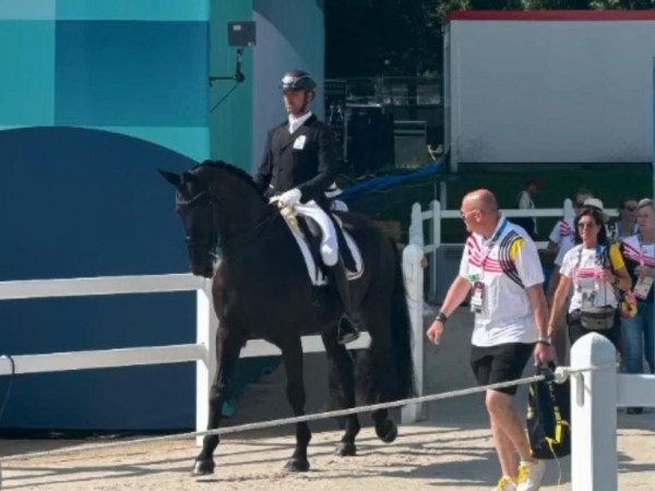 Parijs 2024 - Na Flore De Winne rijdt ook Domien Michiels zijn beste GP ooit