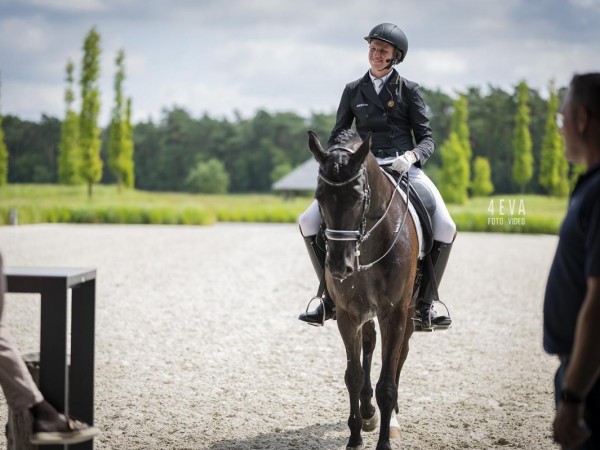 Dressuur/Topsport: Een vooruitblik op het EK Dressuur met Amber Van Den Steen