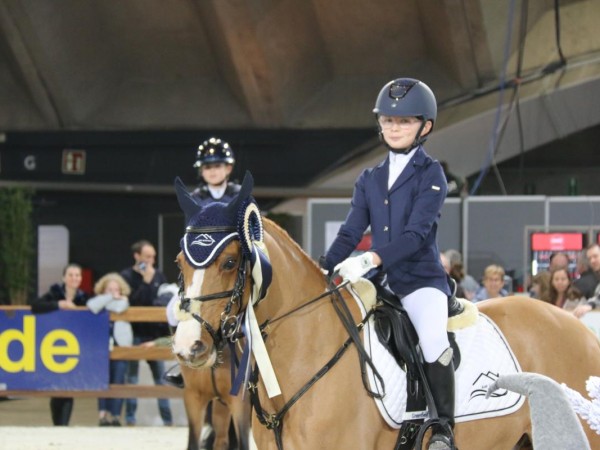 Jumping: extra 1m20 ponyproef op JM Indoor Masters