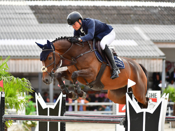 Jumping: Talenten Arnaud Gaublomme & Thibeau Spits op 2 en 3 op het BK Jonge Paarden in Gesves